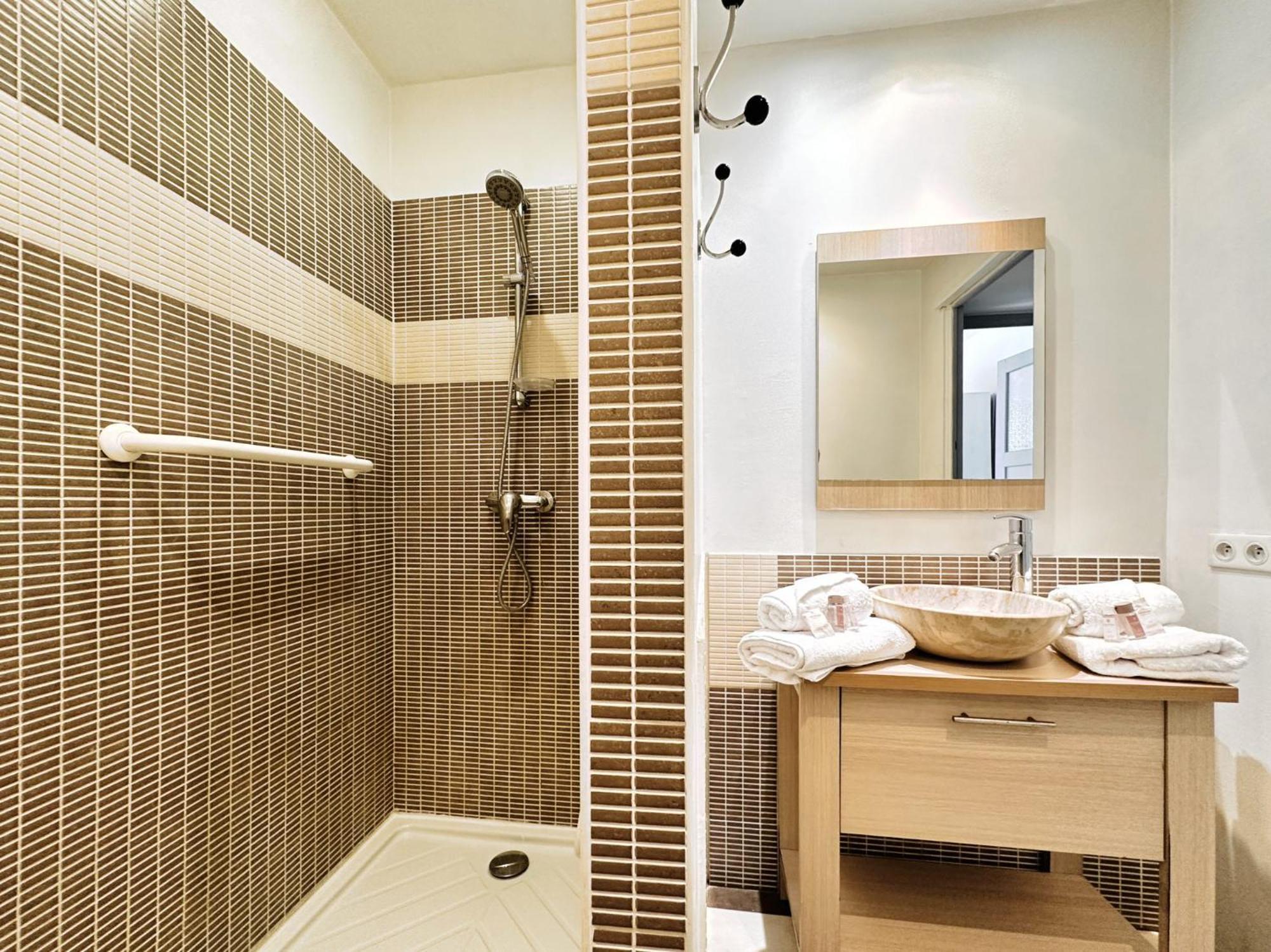 Le Globe Trotteur - 2 Pieces Cannes Centre Екстер'єр фото