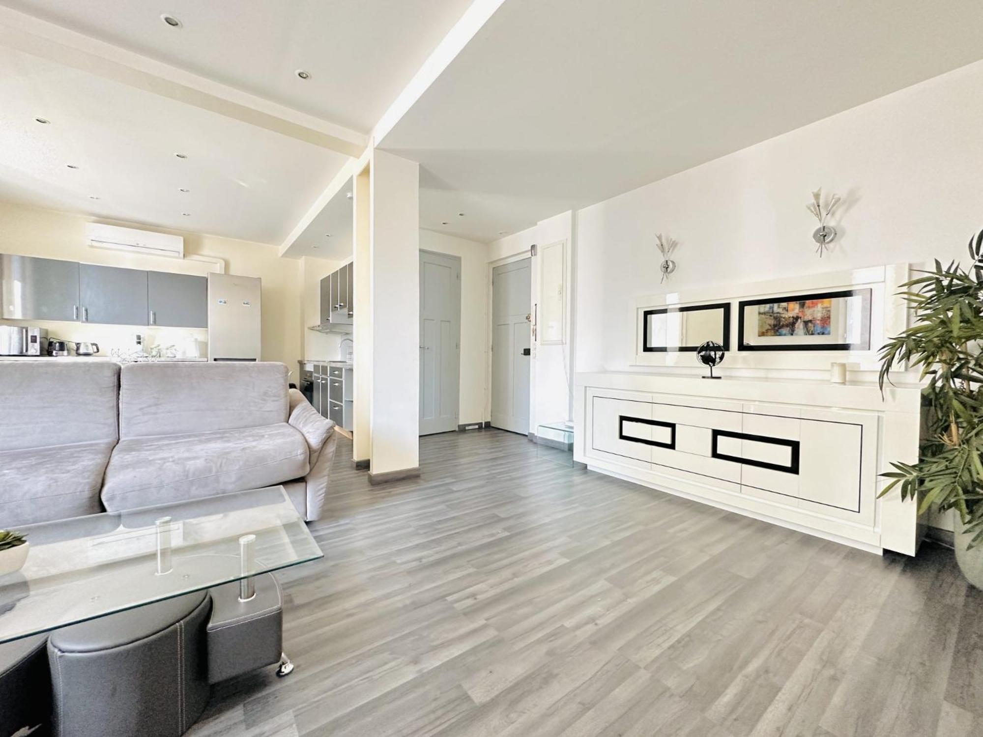 Le Globe Trotteur - 2 Pieces Cannes Centre Екстер'єр фото